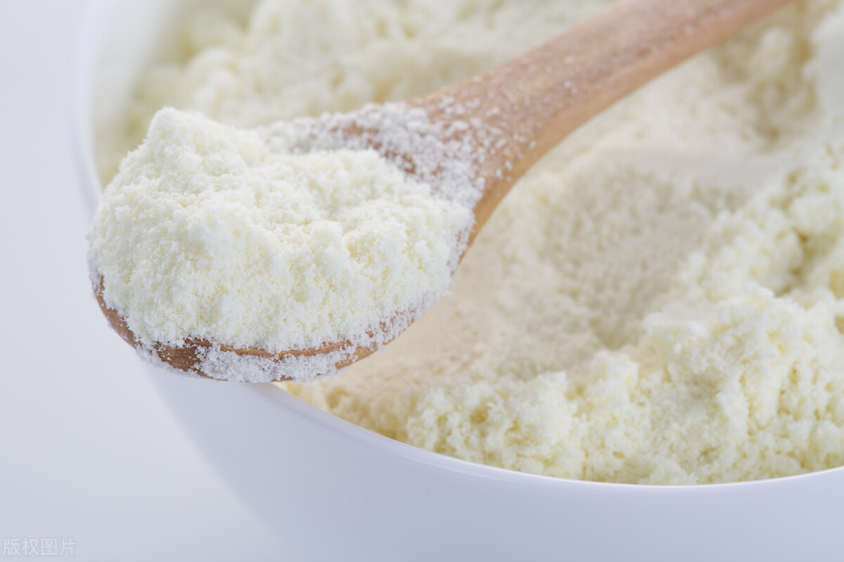 驼奶粉厂家解释：精华中的精华，奶中极品驼奶