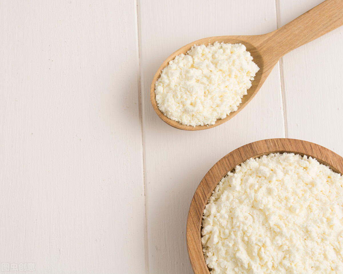 驼奶厂家介绍驼奶中含有的乳铁蛋白是什么？